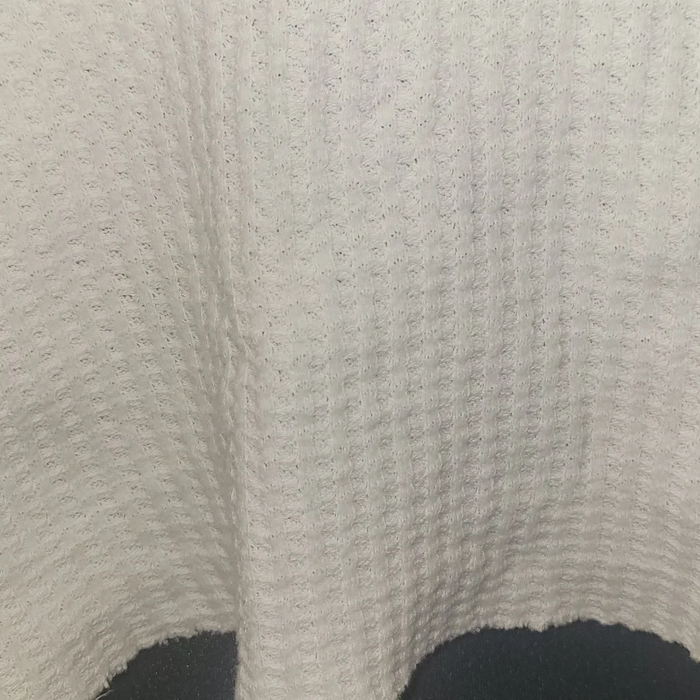 Forever 21 Waffle Texture Crop Cream V-Neck Top